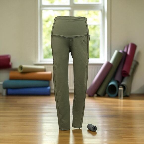 Victoria secret Women's green sport or casual pant size Medium - Picture 1 of 4